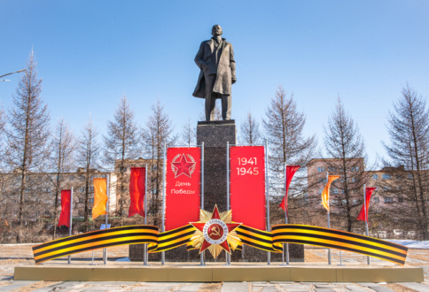 Праздничное оформление города Мончегорск ко Дню Победы-1