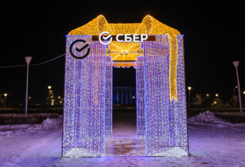 Поставка новогодних фигур для ПАО “Сбербанк” в г. Нижний Новгород-1